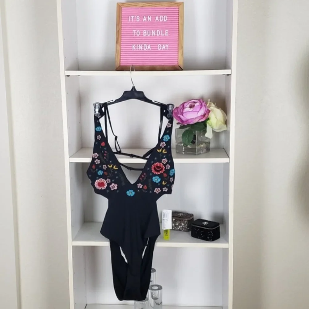 Floral Embroidered Black One Piece Plunge swimsuit SZ L NWT - Picture 3 of 8